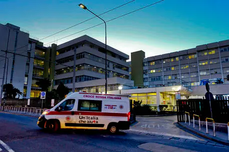 L'ospedale Cardarelli di Napoli (Ansa)