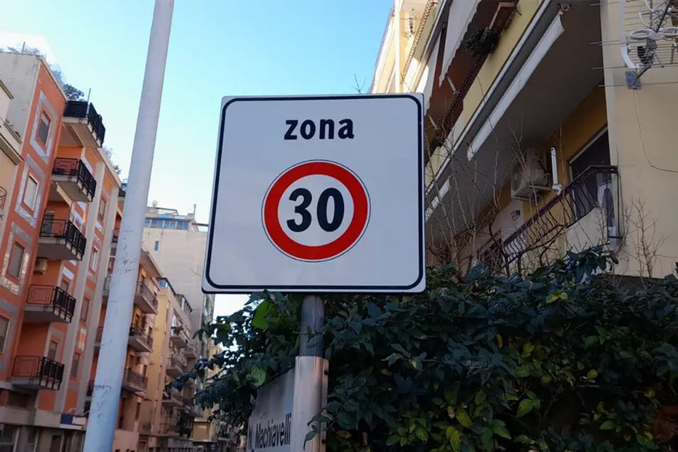 Una zona 30 (Ansa)