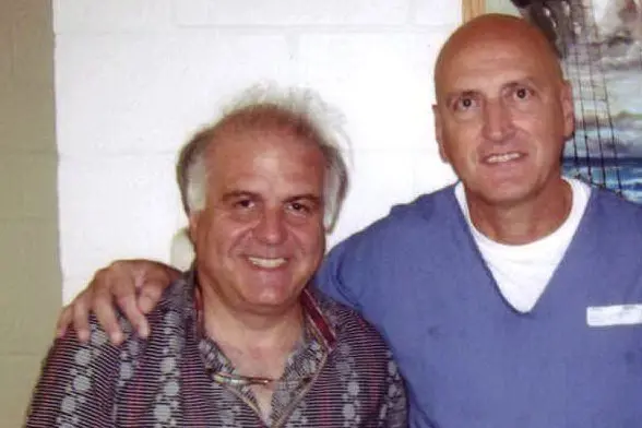 Chico Forti (a destra) con l'amico sardo Roberto Fodde