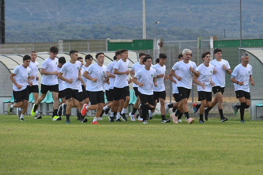 Giovani biancoverdi crescono: l’Arzachena punta sui ragazzi del vivaio che hanno già debuttato in prima squadra