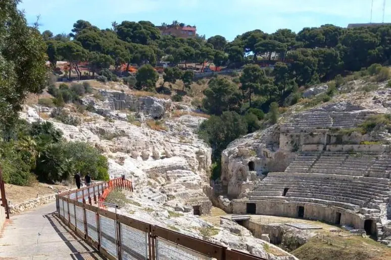 L'Anfiteatro romano (Ansa)