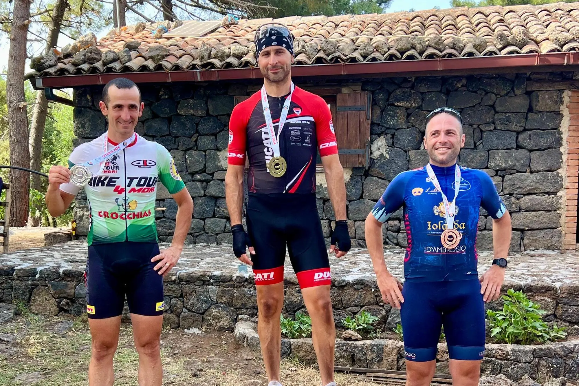 Il podio: Giuseppe Chiarenza (primo), Paolo Massenti (secondo), Aniello Iessi (terzo)