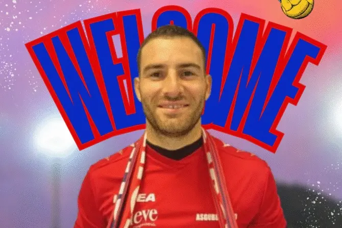 La presentazione di Nicola Murru (foto AS Gubbio)