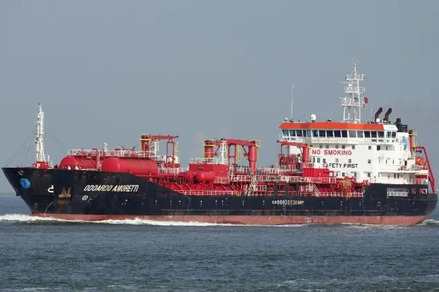 La nave Odoardo Amoretti