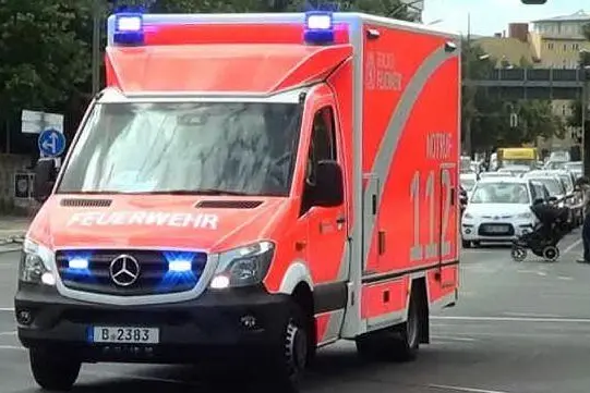 Ambulanza a Berlino (foto da frame video @YouTube)