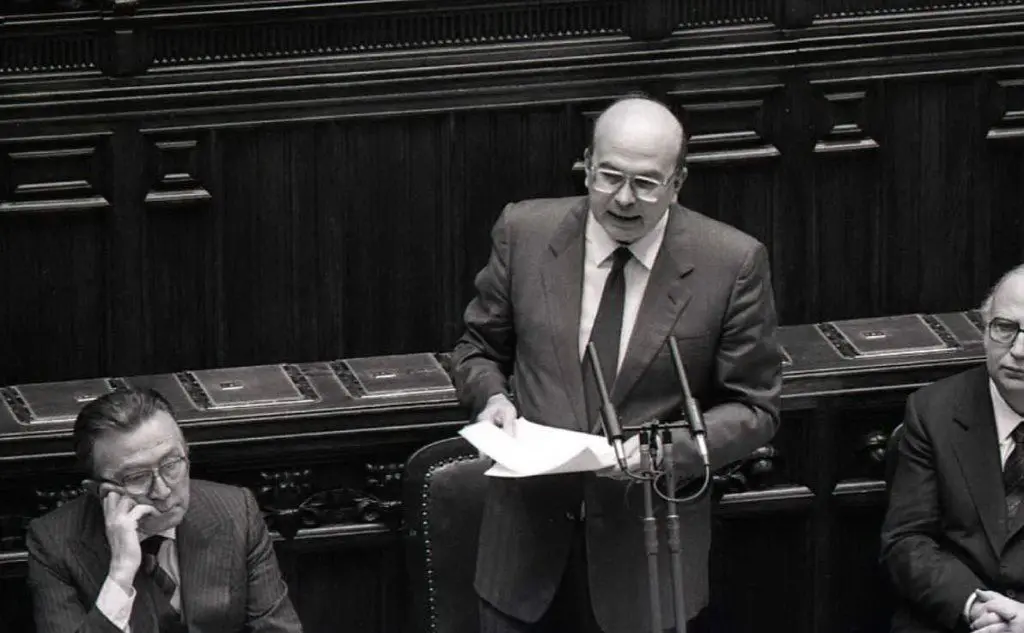 Due le sentenze a suo carico passate in giudicato nell'ambito delle inchieste per tangenti