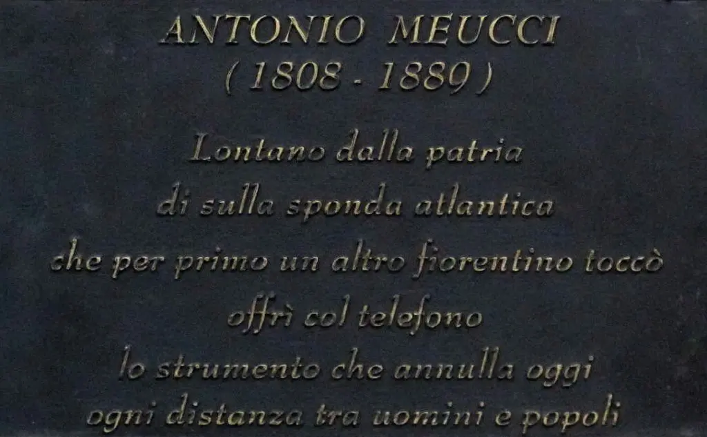 La lapide dell'inventore fiorentino