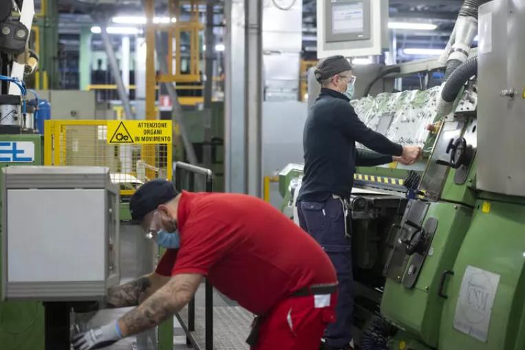 Il Governo impugna anche la legge sarda sul lavoro