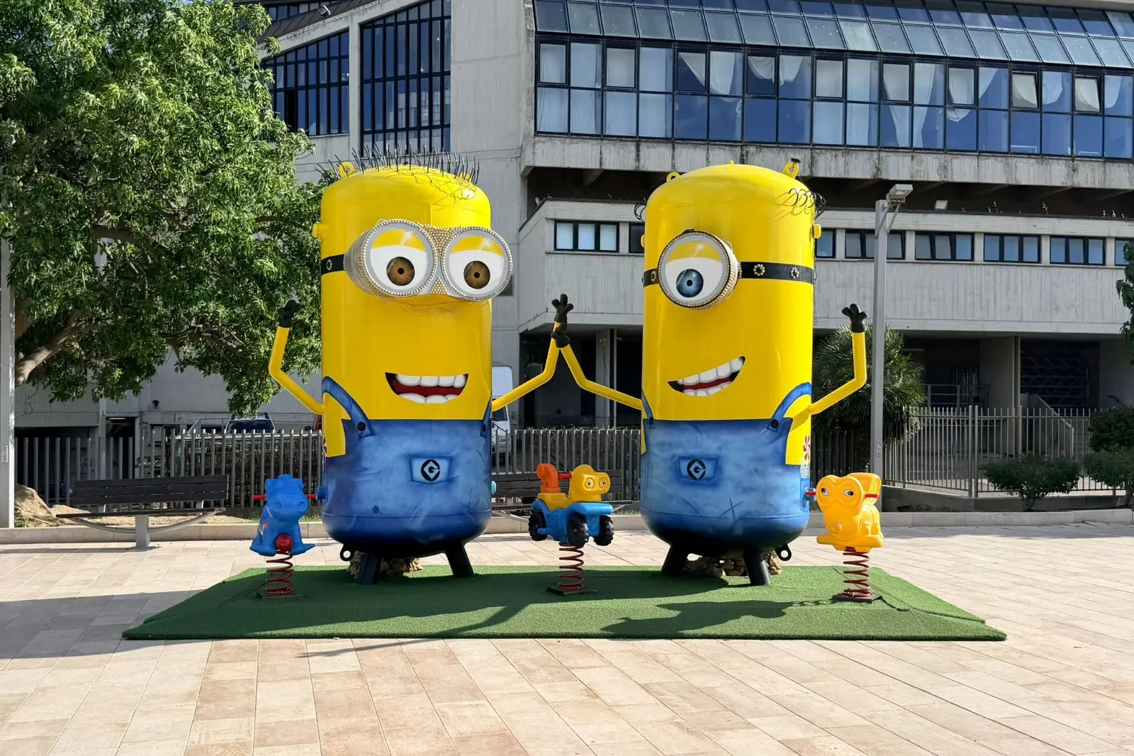Cagliari, il Comune sfratta i Minions dal Parco della Musica
