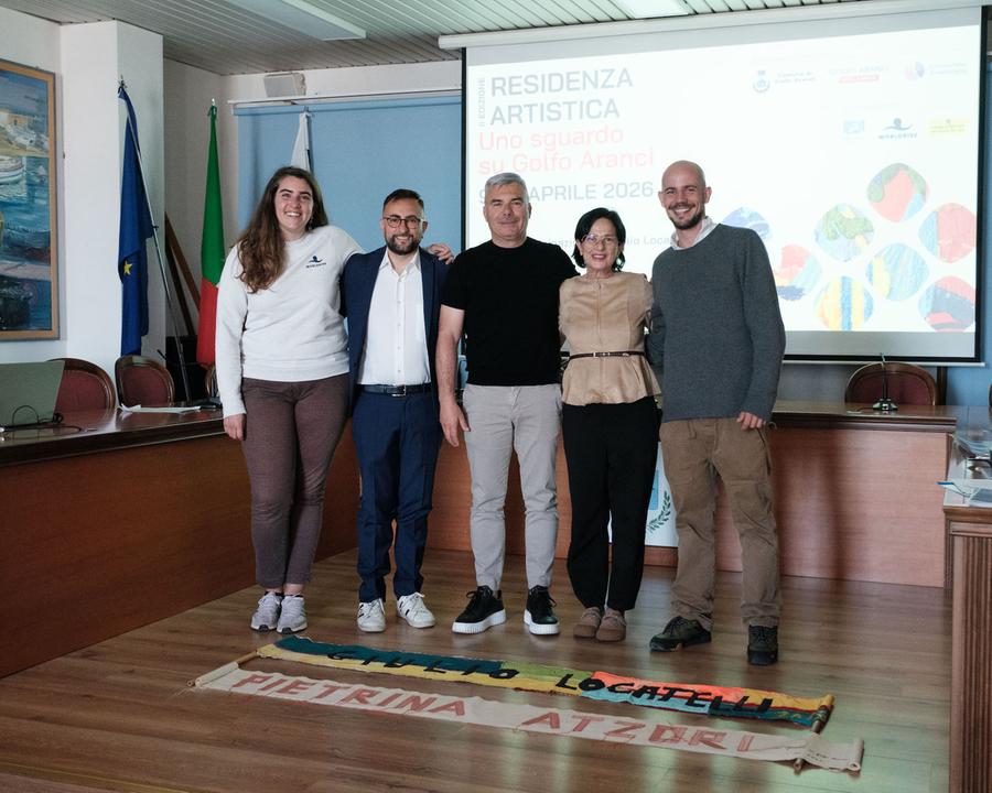 Giulio Locatelli protagonista di “Uno sguardo su Golfo Aranci”