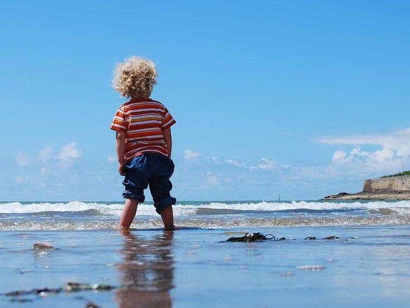 Vacanze con bimbi piccoli? Ecco le spiagge sarde consigliate dai pediatri