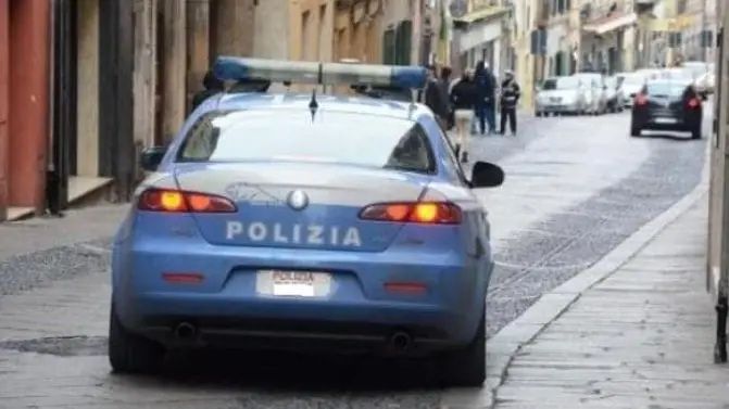https://immagini.unionesarda.it/version/c:MTE5MTVlMDgtYTI1OC00:YTRhNTY1YzEtMzBjMC00/image.webp?f=16:9