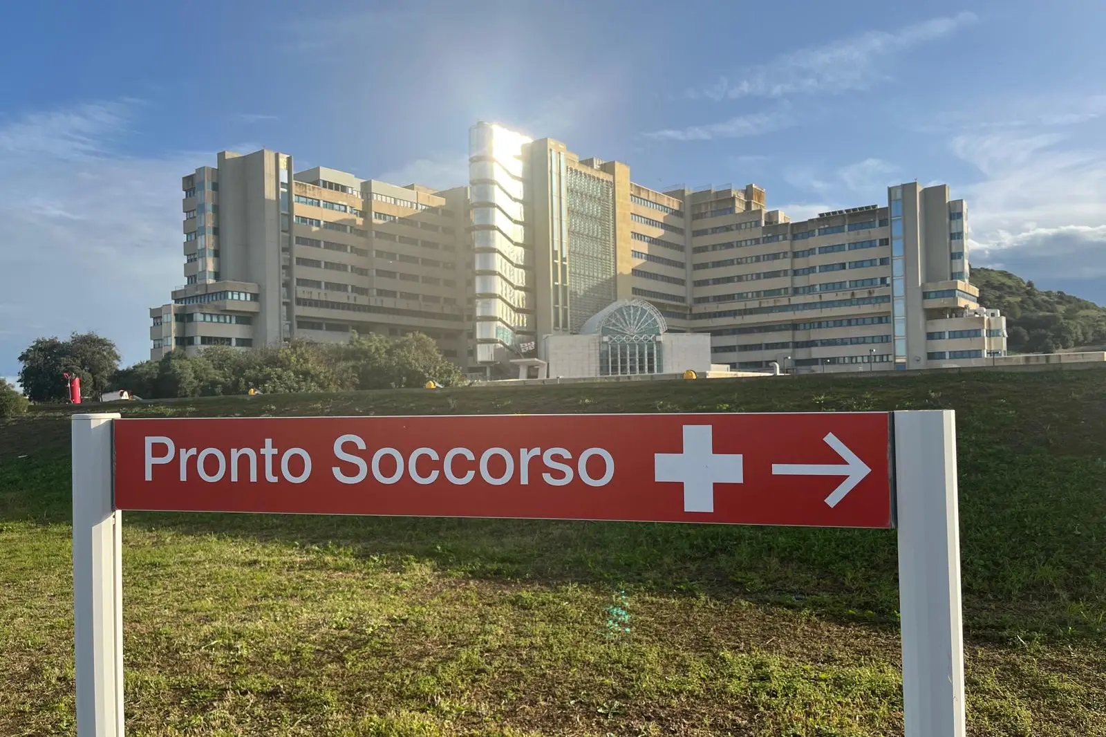 L'ospedale Brotzu di Cagliari