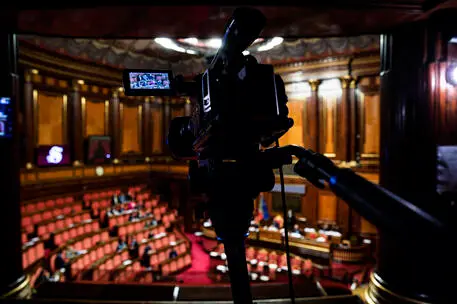 L'aula del Senato, durante l'esame del decreto legge Milleproroghe (foto Ansa)