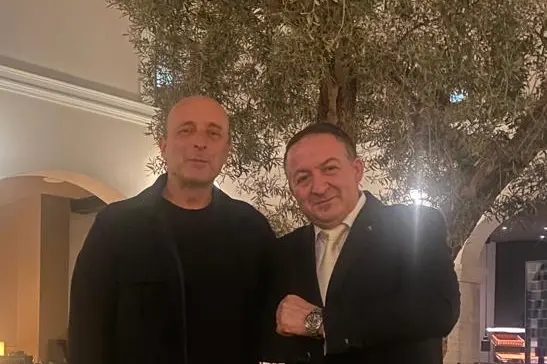 Il presidente Guerrini con Raffaele Porceddu (foto Sirigu)