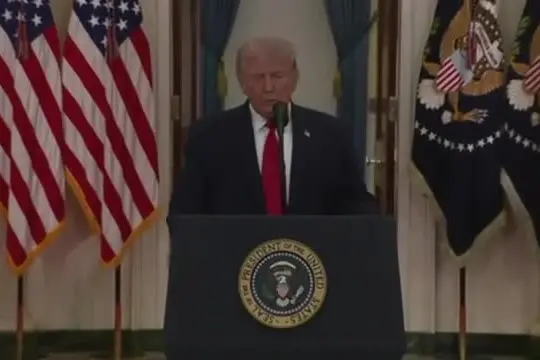 Trump minaccia un'escalation militare se salta l'accordo con l'Iran