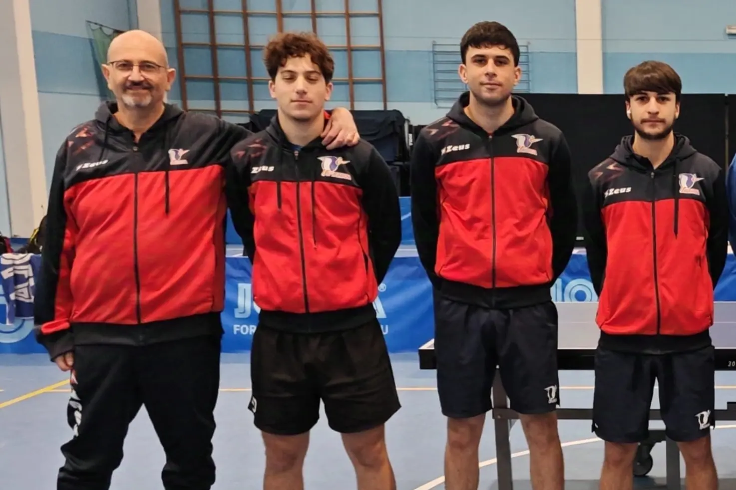 Il Muravera promosso in serie A1, da sin il coach Sandro Poma, Costa, Marco Poma, Giordano