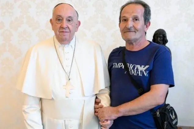 Beniamino Zuncheddu da Papa Francesco (Foto Vatican News)