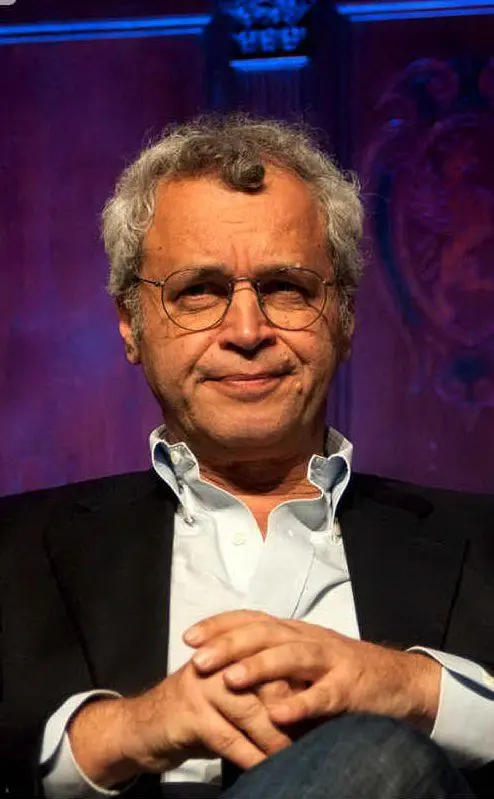 (Foto Ansa e Wikipedia)