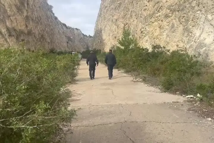 Cagliari, il sopralluogo del Ris nel canyon di Tuvixeddu