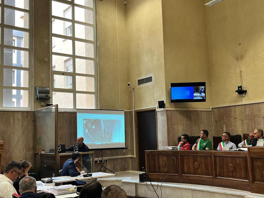 Delitto Mameli, gli istanti che precedono l’omicidio ripresi dalle telecamere: «Stai lì o ti pungo»