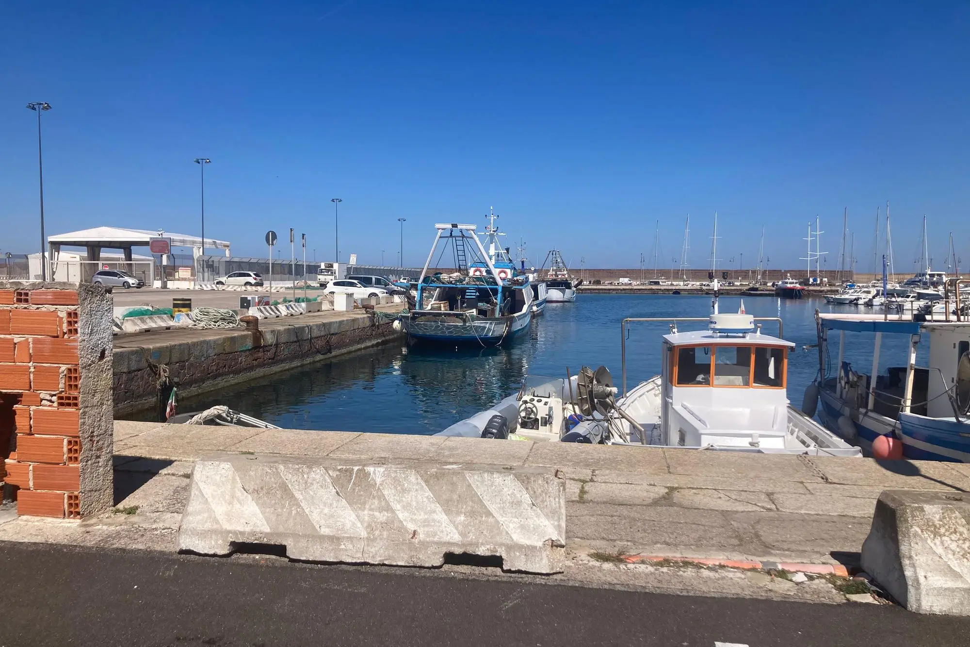 Pescherecci a Porto Torres (foto Pala)