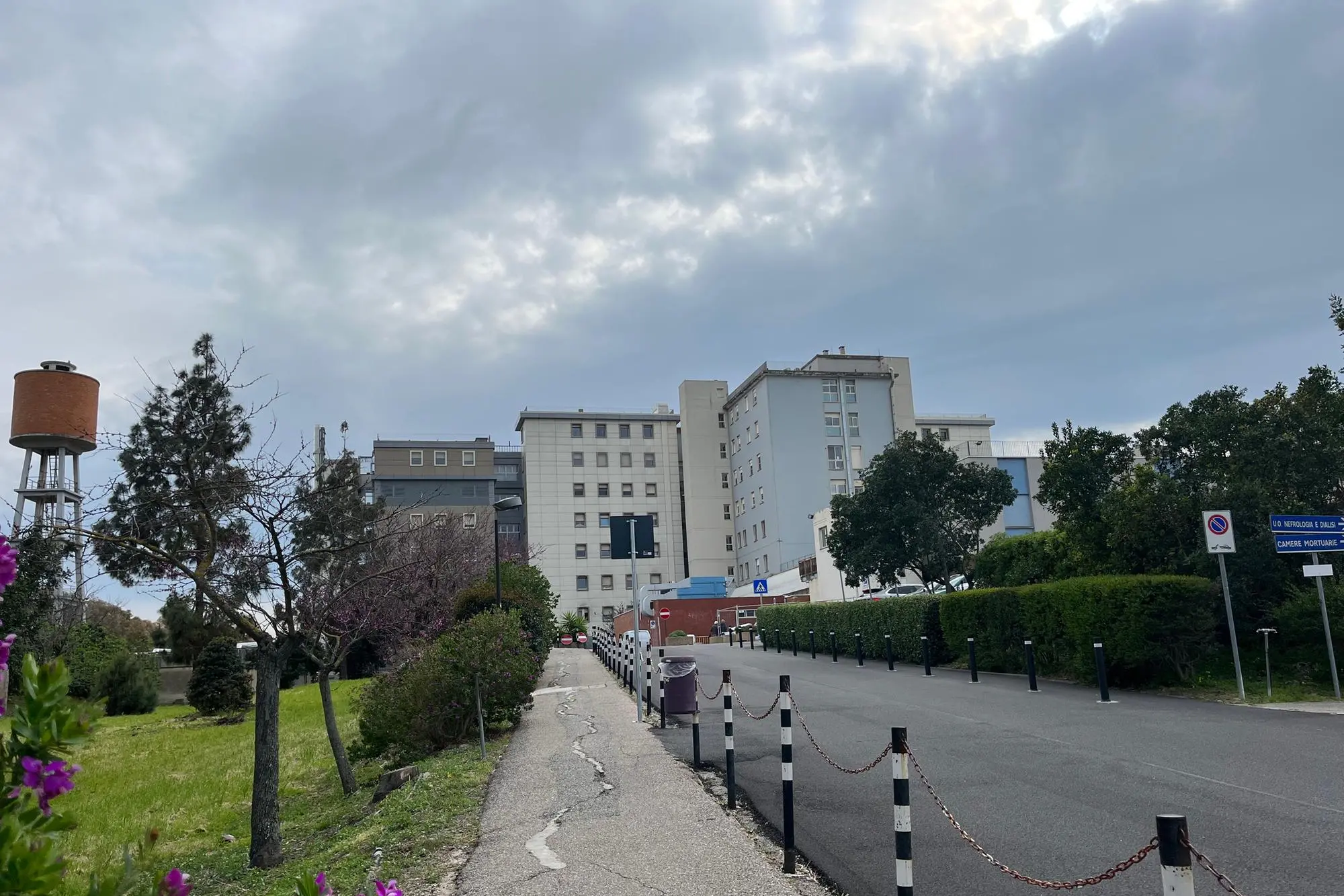 L'ospedale San Martino di Oristano (foto Sara Pinna)