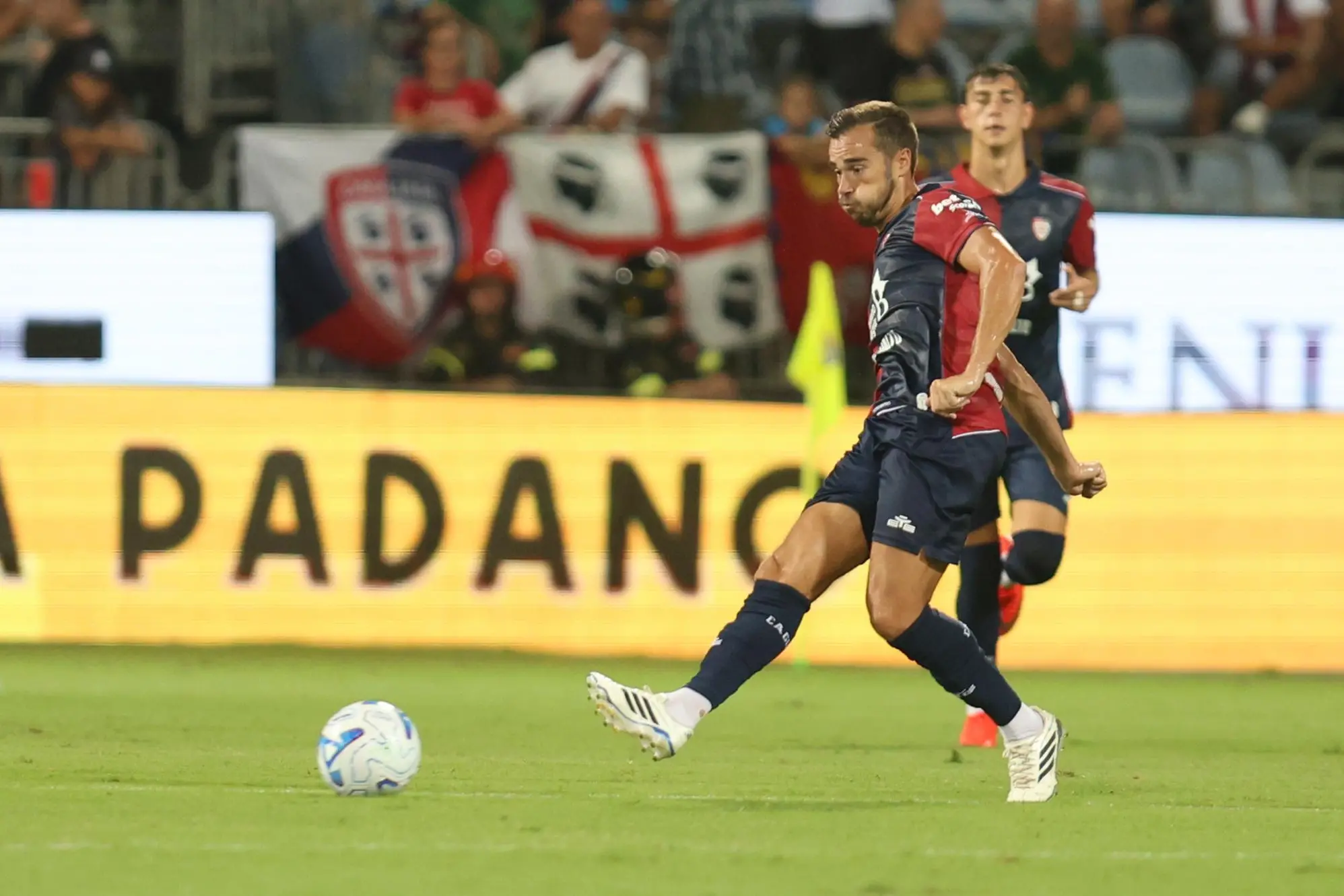 Harry Winks, centrocampista del Cagliari (foto Fabio Murru)