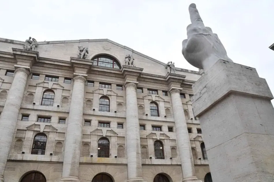 Piazza Affari (Ansa)