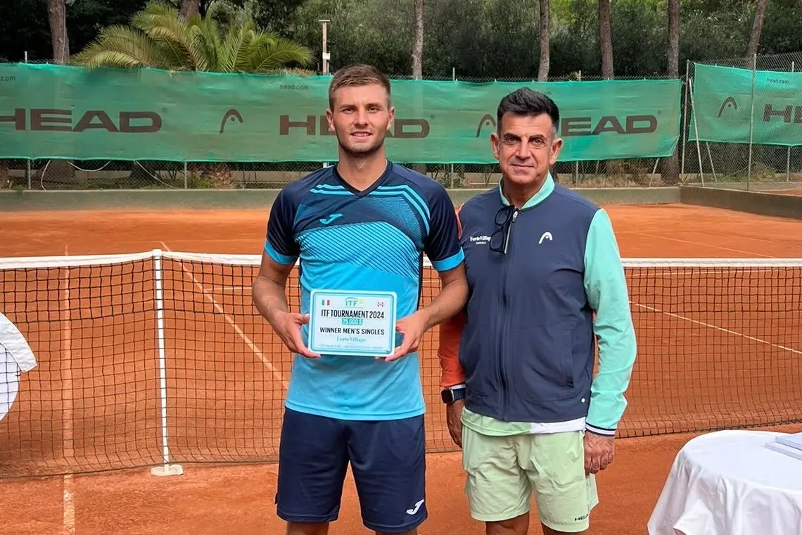 La premiazione di Oleksandr Ovcharenko