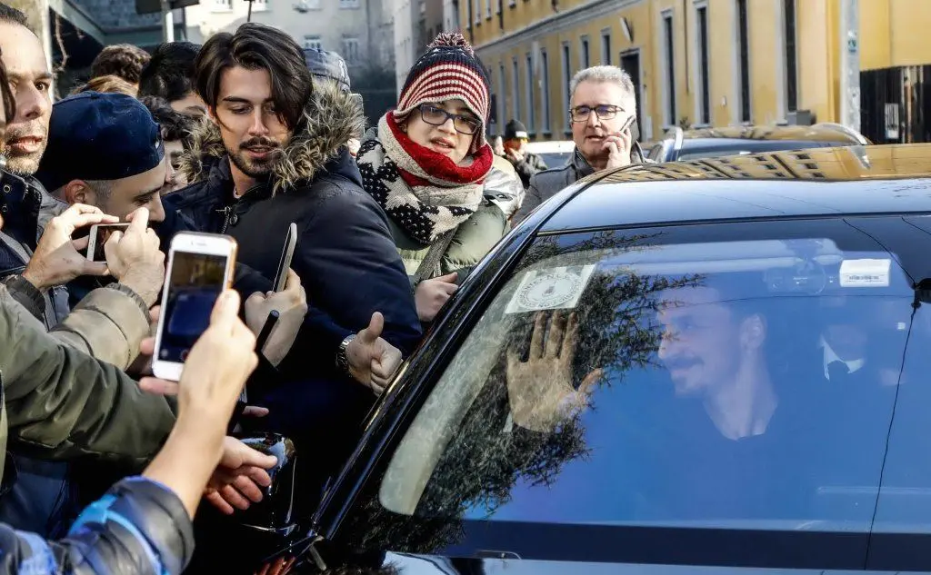 Ibrahimovic torna al Milan: l'entusiasmo dei tifosi