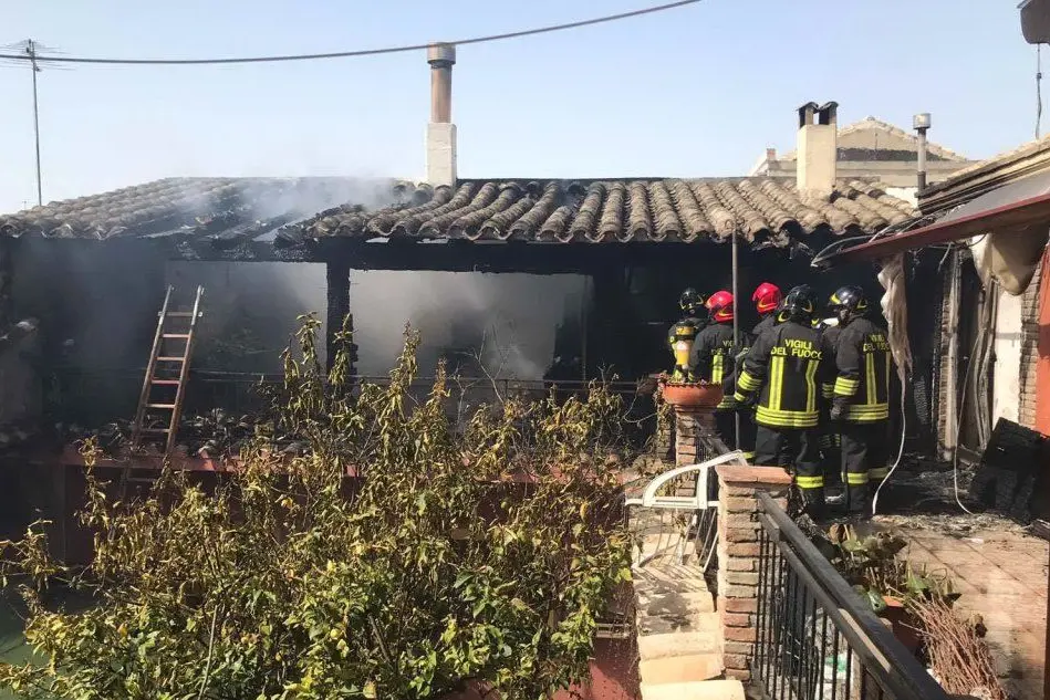 La casa incendiata