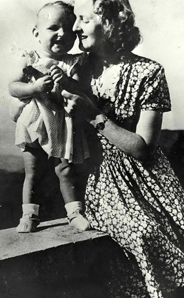 Una foto di Eva Braun (Ansa)