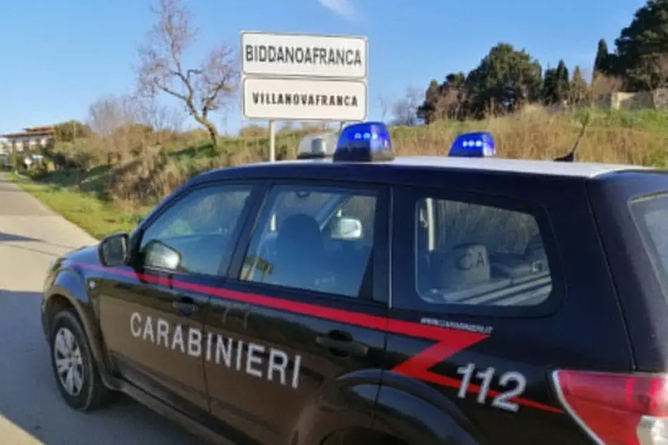 Carabinieri a Villanovafranca (Foto A.Pintori)
