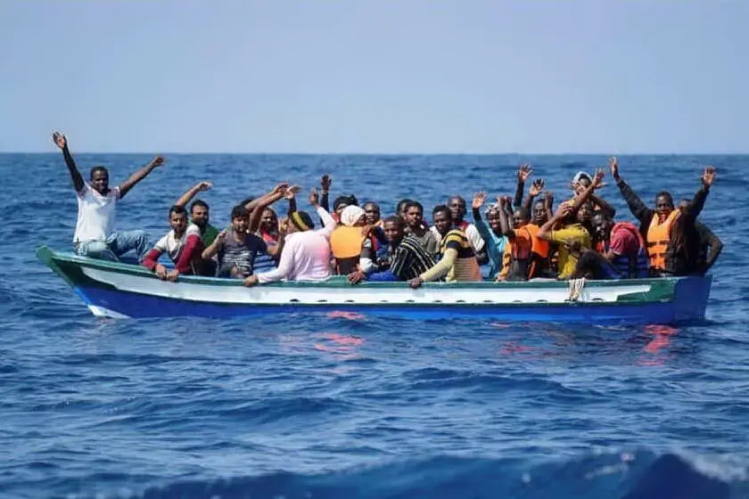 Migranti nel Mediterraneo (Archivio L'Unione Sarda)