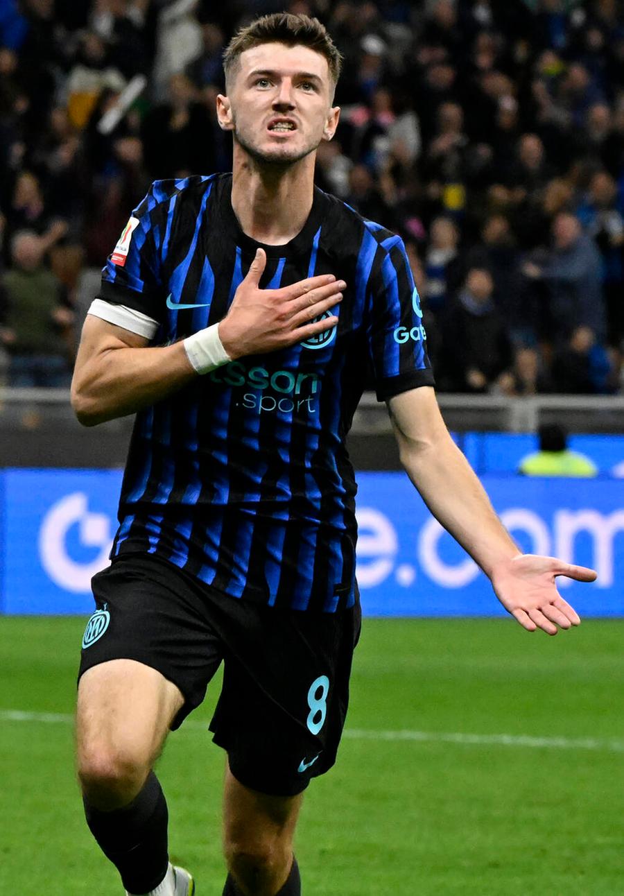 Pazza Inter, ribalta il Como e va in finale