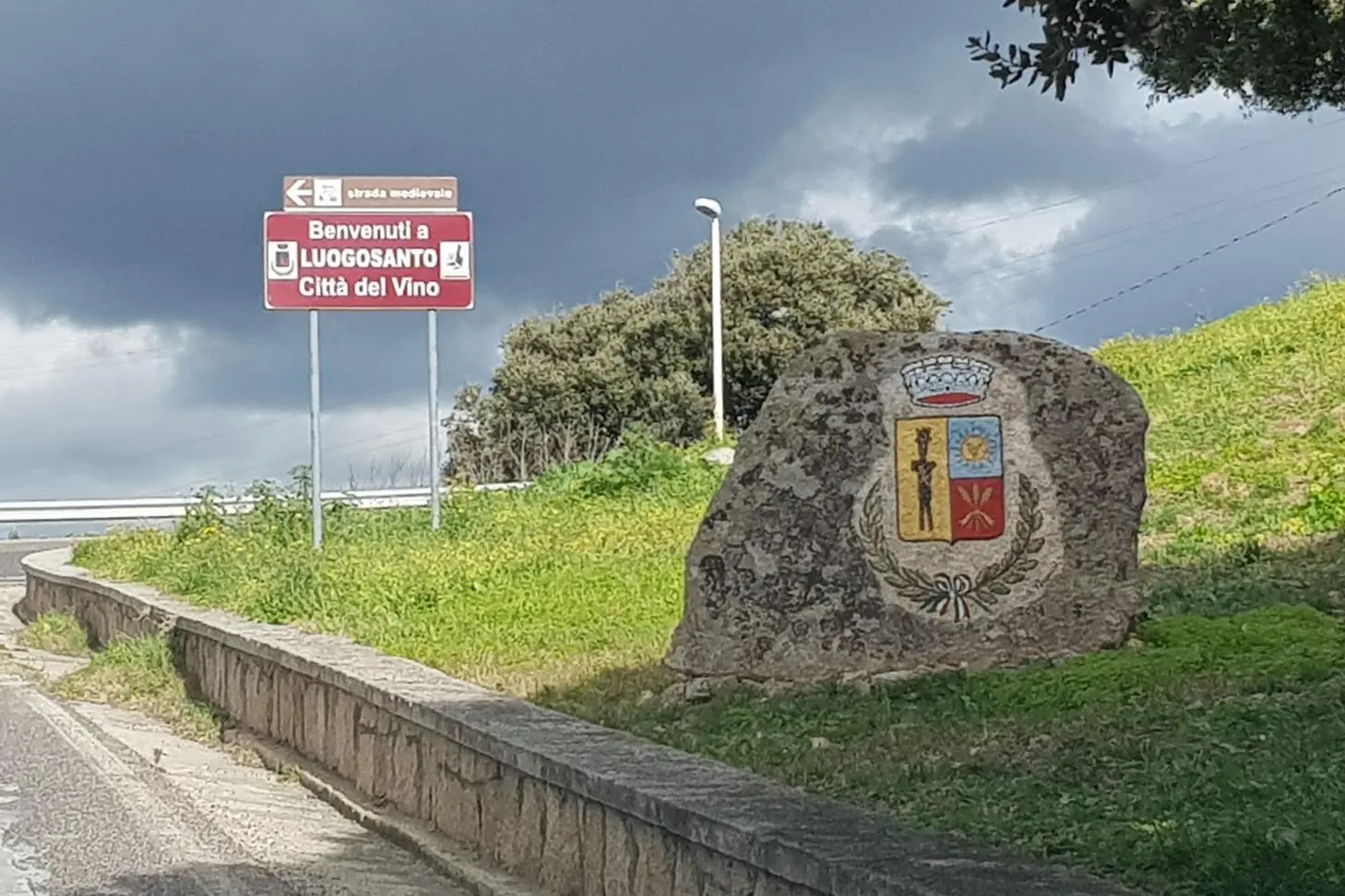 Luogosanto, ingresso del paese (Foto Ronchi)