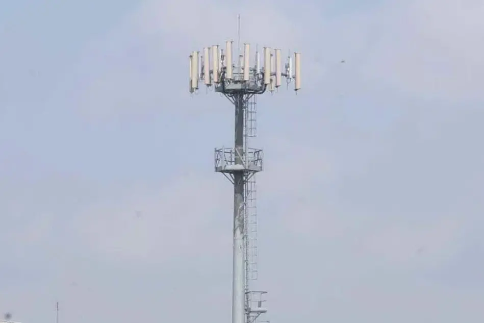 Un'antenna per la telefonia mobile