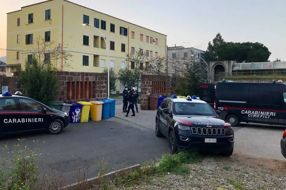 (foto carabinieri)
