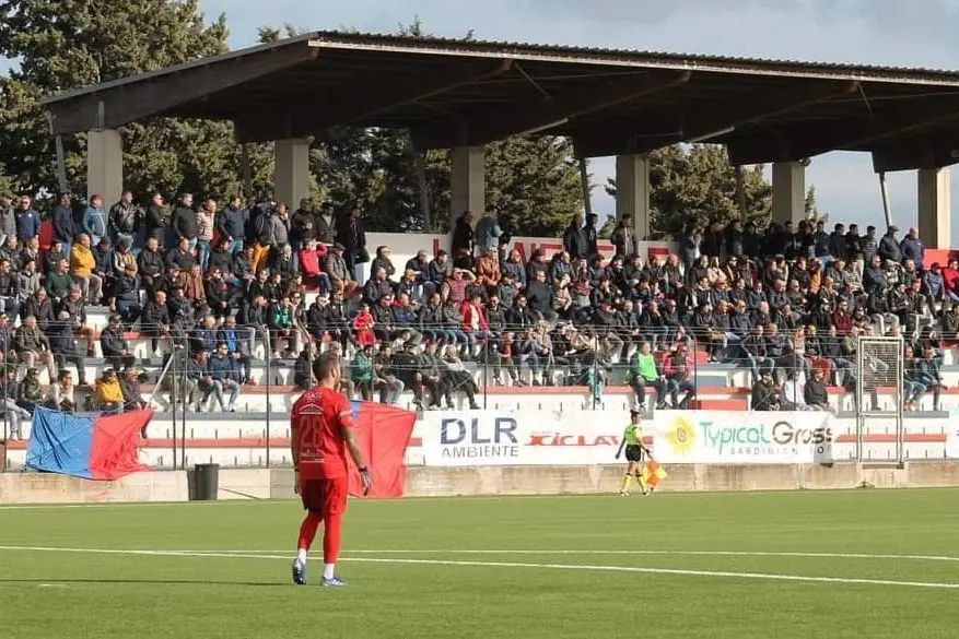 The stadium of Usini during Usinese-Tempio (photo Tellini)