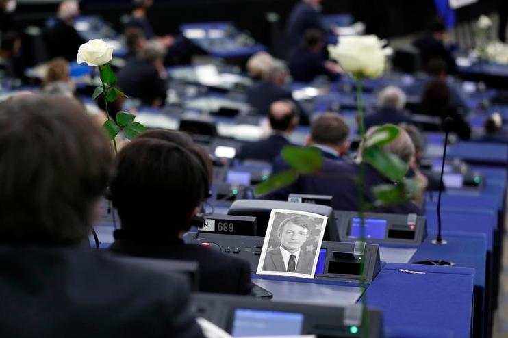 Il Parlamento Ue ricorda Sassoli, “un leone al servizio della democrazia”