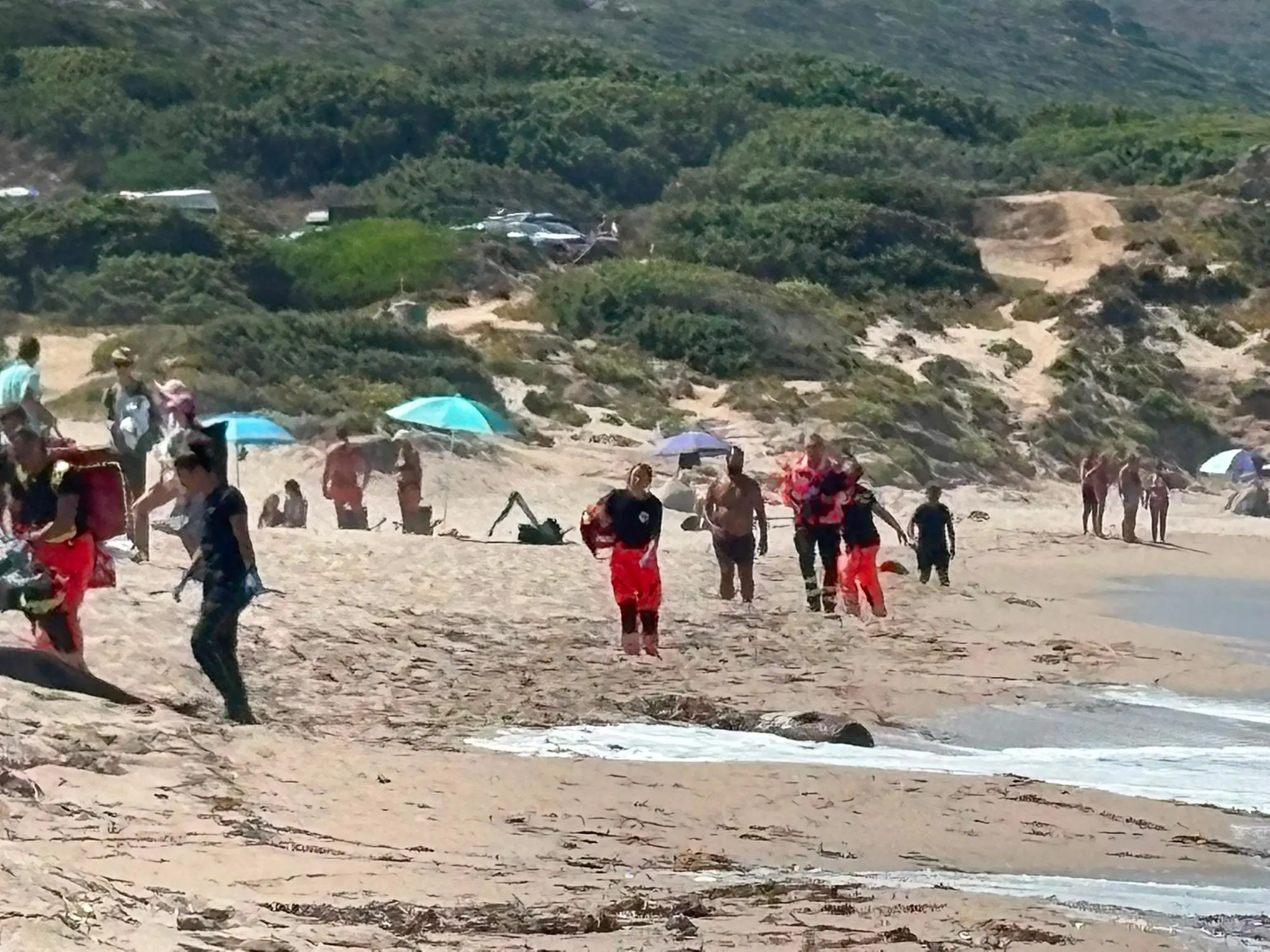 Tragedia nel mare di Aglientu, morto un albergatore: la strada chiusa e i soccorsi arrivati dopo 35 minuti - <a href="https://www.unionesarda.it/multimedia/