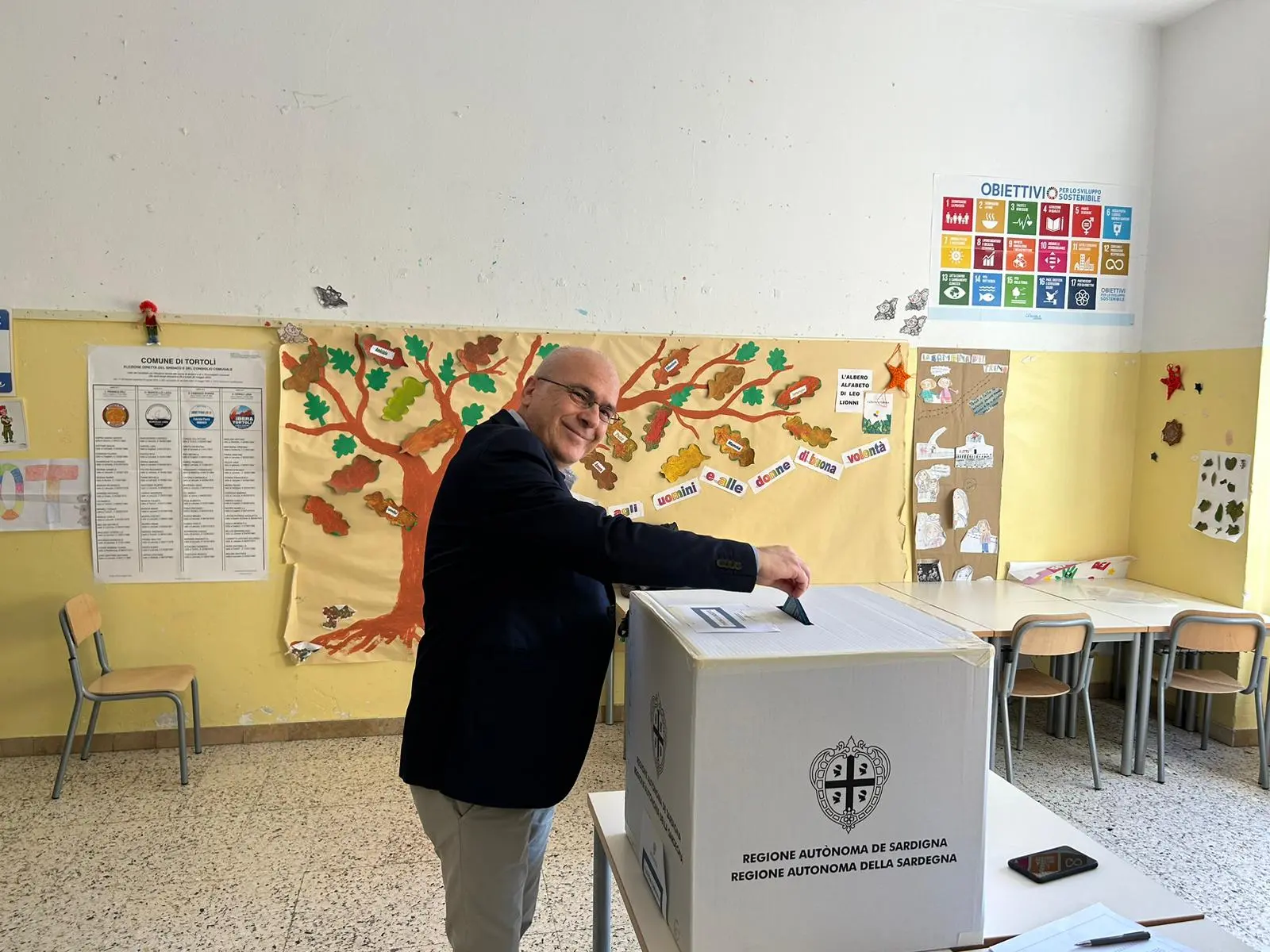 Fabrizio Porrà, 57 anni, candidato di \"Obiettivo 2030\"