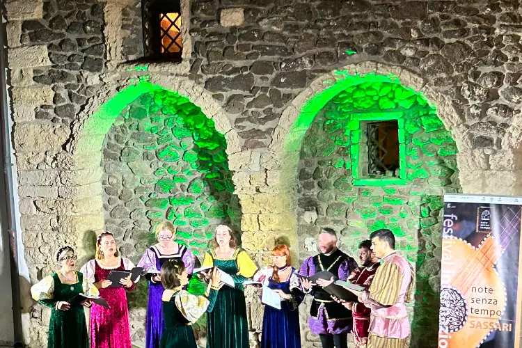 Lo spettacolo a Castelsardo (foto concessa)