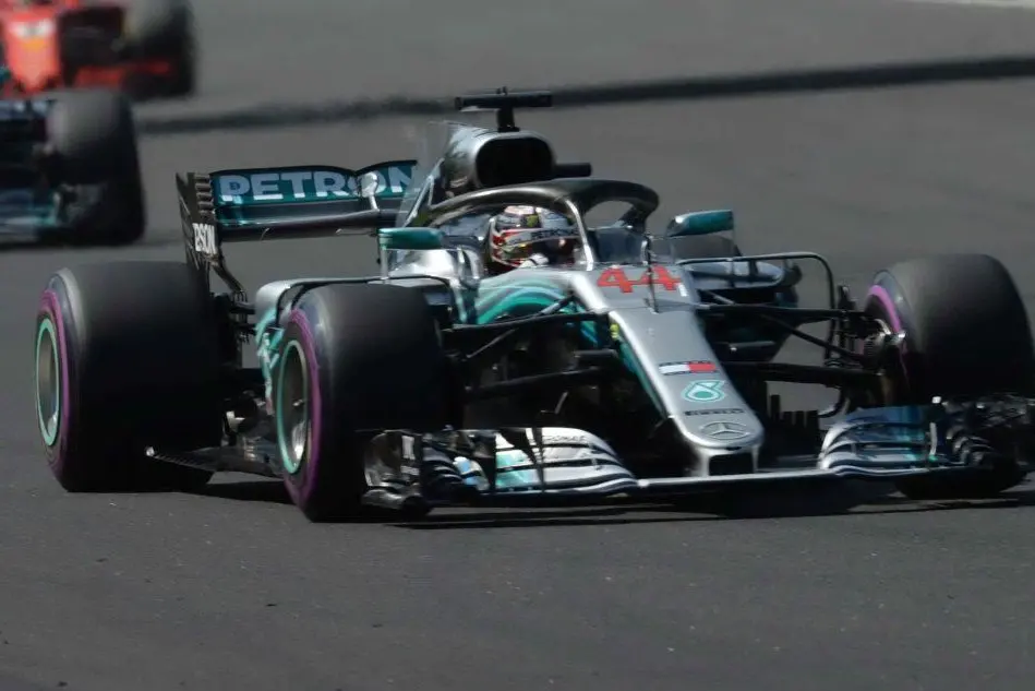 Lewis Hamilton pilota Mercedes