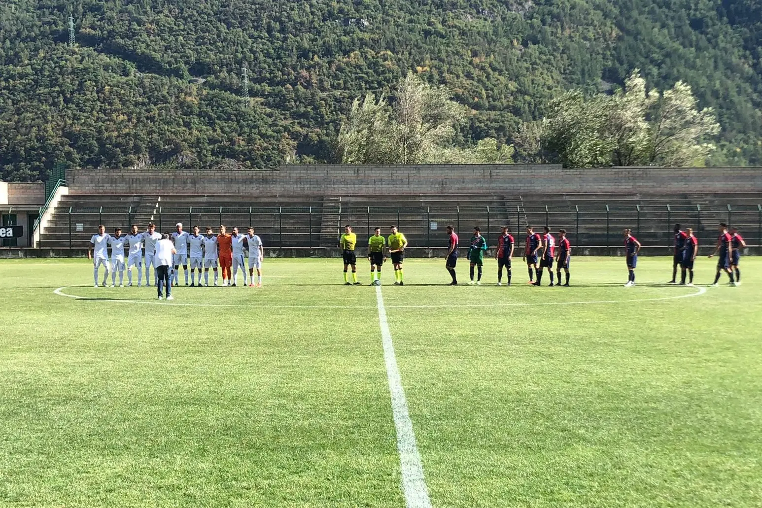 Novara e Torres schierate a cnetrocampo (foto ufficio stampa Torres)