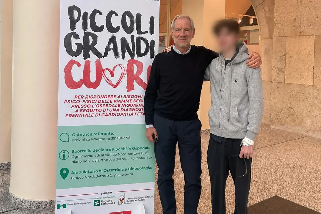 La foto diffusa da Guido Bertolaso