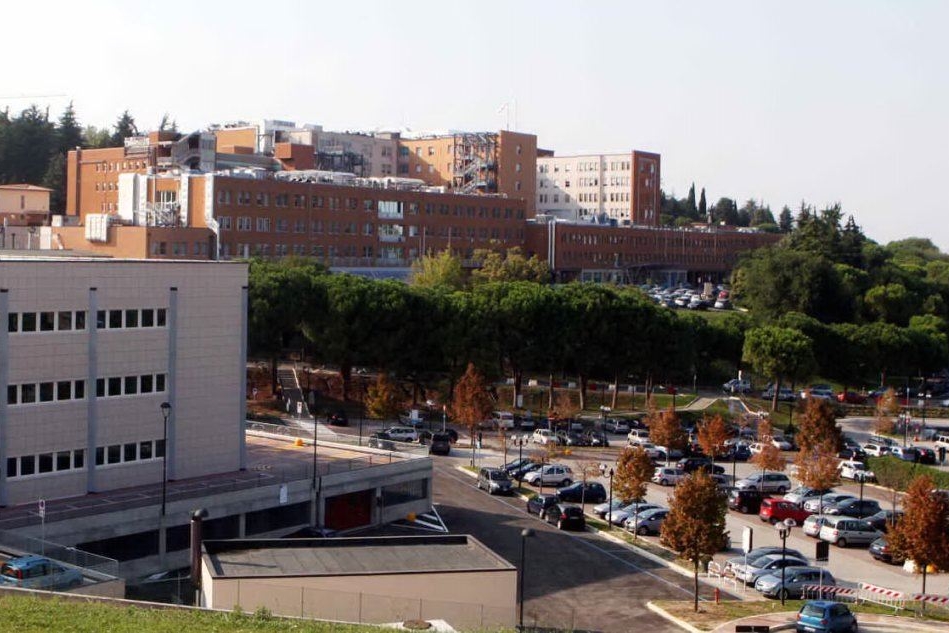 L'ospedale Bufalini di Cesena (Ansa)
