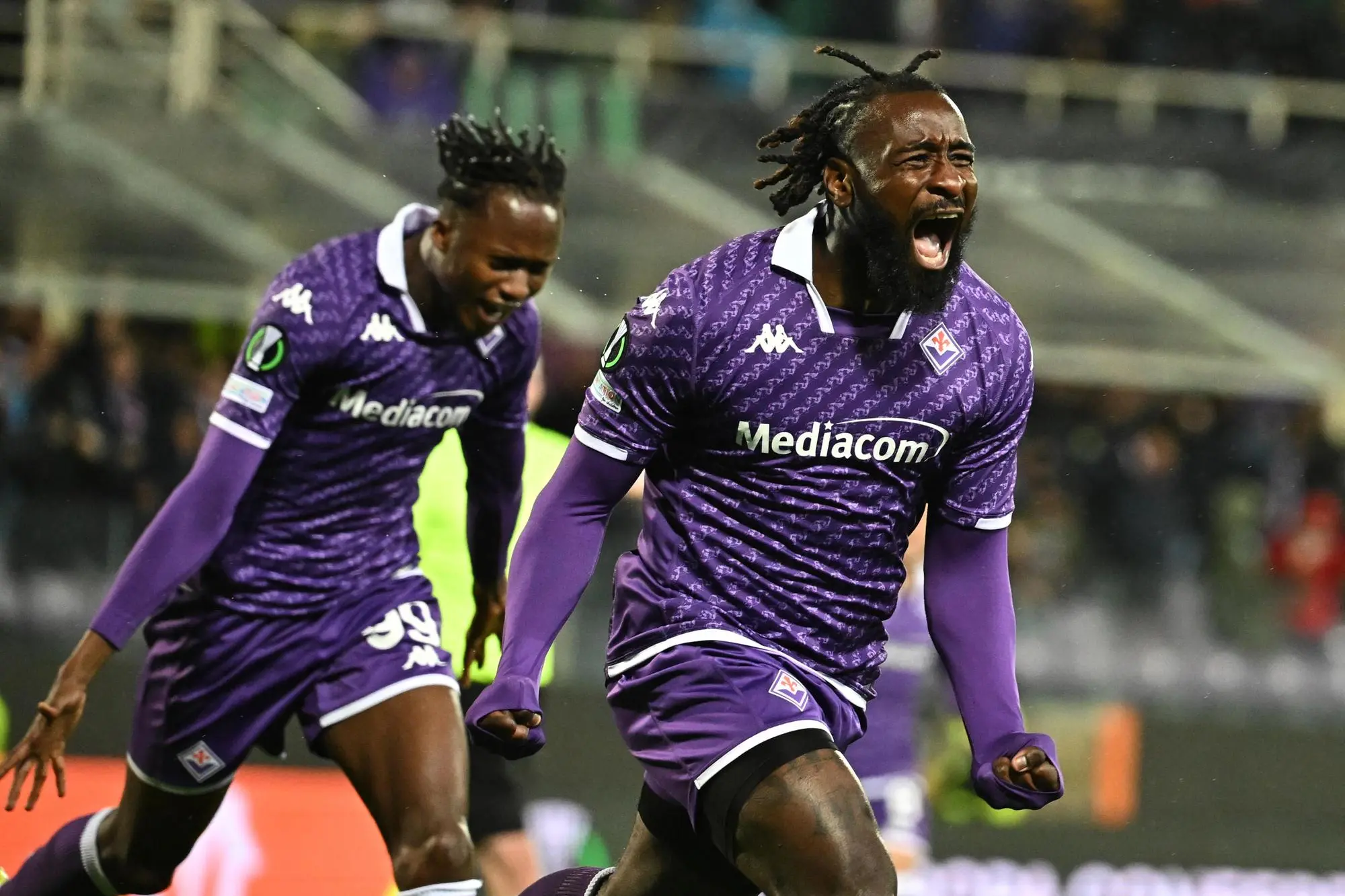 Fiorentina's foward M'Bala Nzola celebrate after scoring a goal during the UEFA Europa Conference League semi-finals 1st leg soccer match between ACF Fiorentina and Club Brugge at the at Artemio Franchi Stadium in Florence, Italy, 2 May 2024 ANSA/CLAUDIO GIOVANNINI