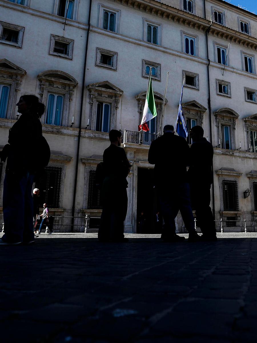 Taglio delle accise, verso una mini-proroga